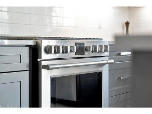 185 Rochefort Street, Kitchener, ON - Indoor Photo Showing Kitchen