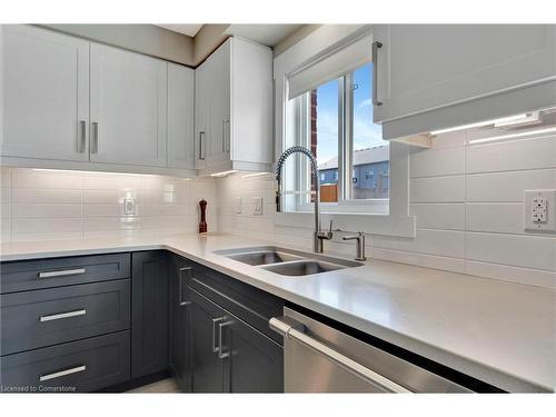 185 Rochefort Street, Kitchener, ON - Indoor Photo Showing Kitchen With Double Sink With Upgraded Kitchen