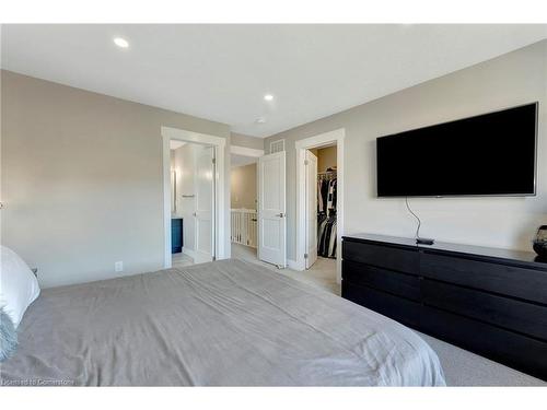 185 Rochefort Street, Kitchener, ON - Indoor Photo Showing Bedroom