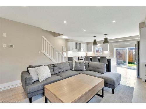 185 Rochefort Street, Kitchener, ON - Indoor Photo Showing Living Room