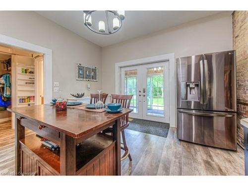 301 Grand River Avenue, Brantford, ON - Indoor Photo Showing Dining Room