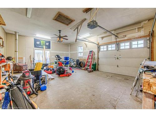 301 Grand River Avenue, Brantford, ON - Indoor Photo Showing Garage