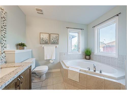 4264 Vivaldi Road E, Burlington, ON - Indoor Photo Showing Bathroom