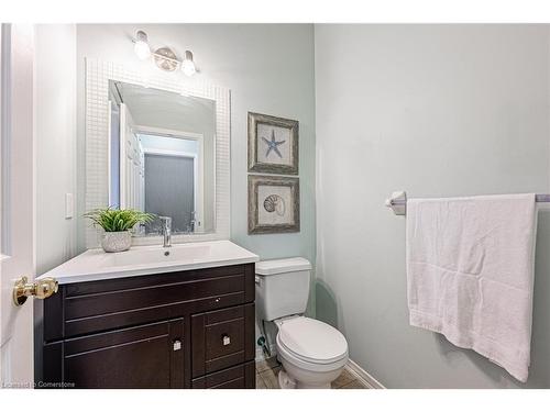 4264 Vivaldi Road E, Burlington, ON - Indoor Photo Showing Bathroom