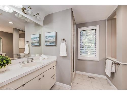 269 Old Post Road, Waterloo, ON - Indoor Photo Showing Bathroom