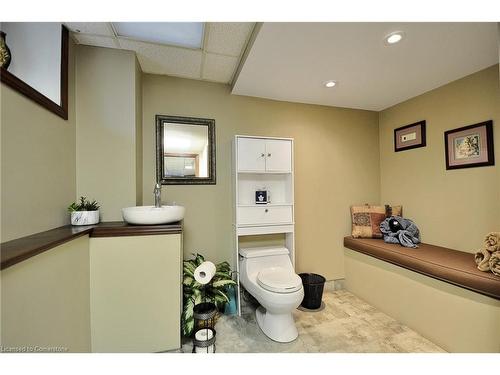 77 Light Street, Woodstock, ON - Indoor Photo Showing Bathroom