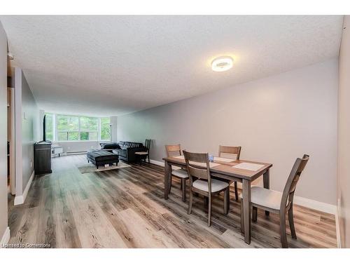 514-55 Green Valley Drive, Kitchener, ON - Indoor Photo Showing Other Room