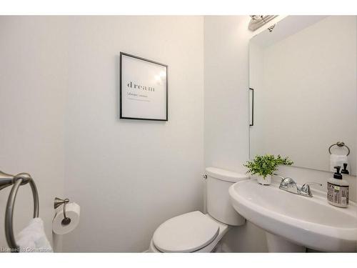 131 Wood Street, Kitchener, ON - Indoor Photo Showing Bathroom