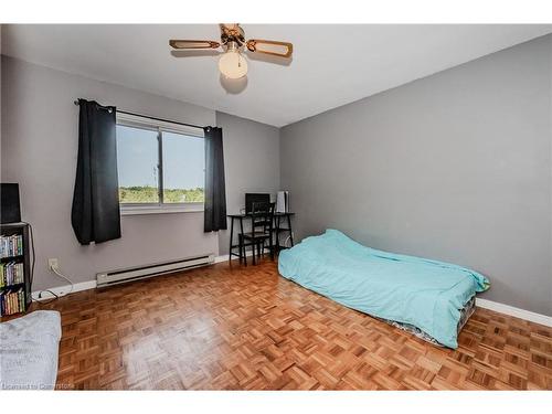 62 Ripley Crescent, Kitchener, ON - Indoor Photo Showing Bedroom