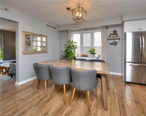 258 Keewatin Avenue, Kitchener, ON - Indoor Photo Showing Dining Room