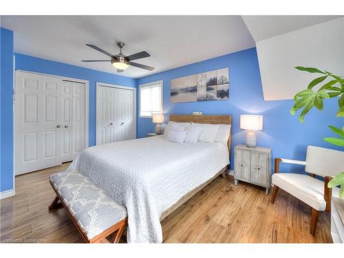 258 Keewatin Avenue, Kitchener, ON - Indoor Photo Showing Bedroom