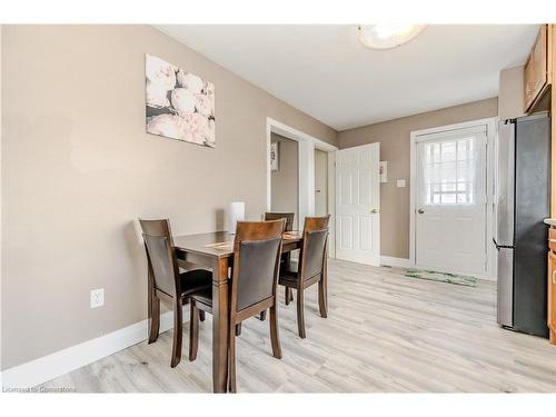 24 Clarke Street, Woodstock, ON - Indoor Photo Showing Dining Room