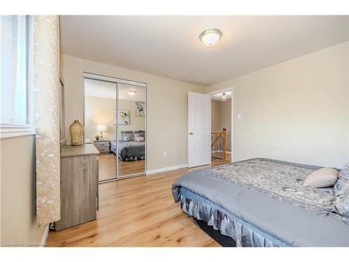 24 Clarke Street, Woodstock, ON - Indoor Photo Showing Bedroom