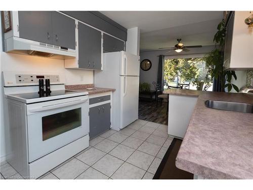 27 Lyle Place, Kitchener, ON - Indoor Photo Showing Kitchen