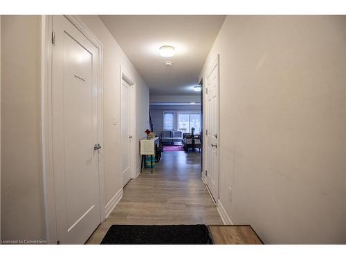 52 Munch Avenue, Cambridge, ON - Indoor Photo Showing Other Room