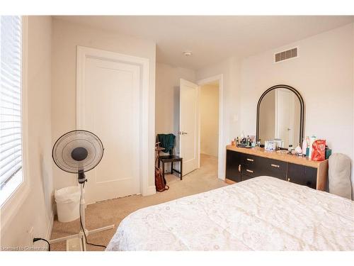 52 Munch Avenue, Cambridge, ON - Indoor Photo Showing Bedroom