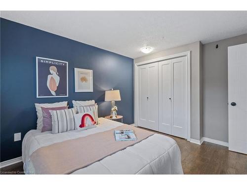 3-217 Martinet Avenue, London, ON - Indoor Photo Showing Bedroom