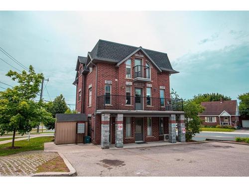 B-489 East Avenue, Kitchener, ON - Outdoor With Facade