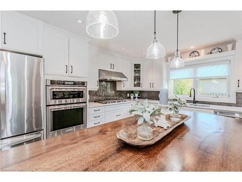 1515 Mannheim Road, Mannheim, ON - Indoor Photo Showing Kitchen