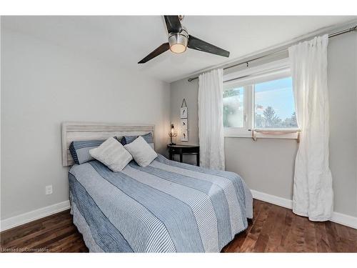 1515 Mannheim Road, Mannheim, ON - Indoor Photo Showing Bedroom