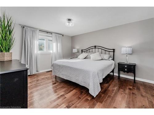 1515 Mannheim Road, Mannheim, ON - Indoor Photo Showing Bedroom