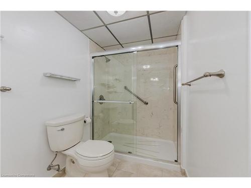 708-45 Westmount Road, Waterloo, ON - Indoor Photo Showing Bathroom