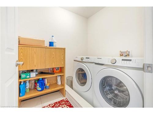 38-166 Deerpath Road, Guelph, ON - Indoor Photo Showing Laundry Room