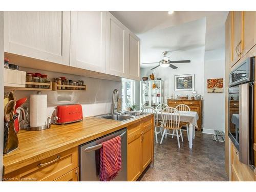 24 Thorncrest Crescent, London, ON - Indoor Photo Showing Kitchen With Double Sink