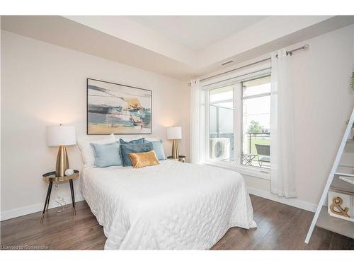 202-175 Commonwealth Street, Kitchener, ON - Indoor Photo Showing Bedroom