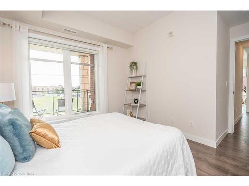 202-175 Commonwealth Street, Kitchener, ON - Indoor Photo Showing Bedroom