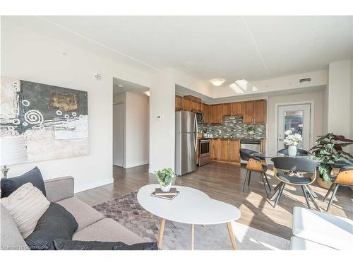 202-175 Commonwealth Street, Kitchener, ON - Indoor Photo Showing Living Room