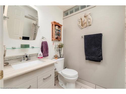 1020 Main Street, Wroxeter, ON - Indoor Photo Showing Bathroom