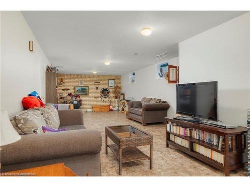 1020 Main Street, Wroxeter, ON - Indoor Photo Showing Living Room