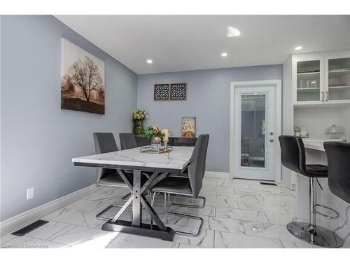 130 Greenbrier Drive, Waterloo, ON - Indoor Photo Showing Dining Room