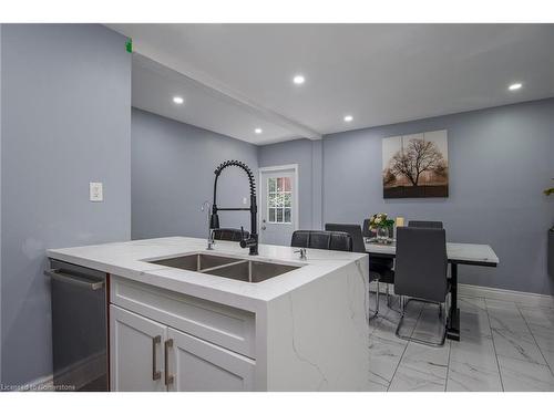 130 Greenbrier Drive, Waterloo, ON - Indoor Photo Showing Kitchen With Double Sink