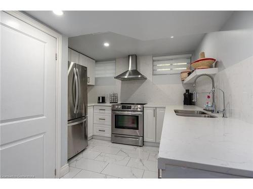 130 Greenbrier Drive, Waterloo, ON - Indoor Photo Showing Kitchen With Double Sink