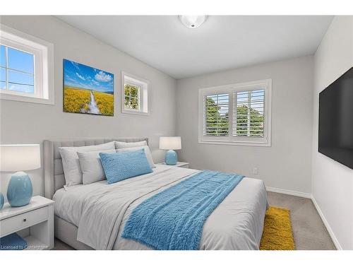 62-50 Pinnacle Drive, Kitchener, ON - Indoor Photo Showing Bedroom