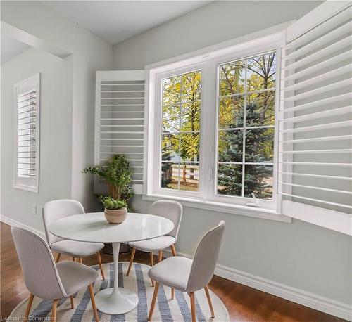 62-50 Pinnacle Drive, Kitchener, ON - Indoor Photo Showing Dining Room