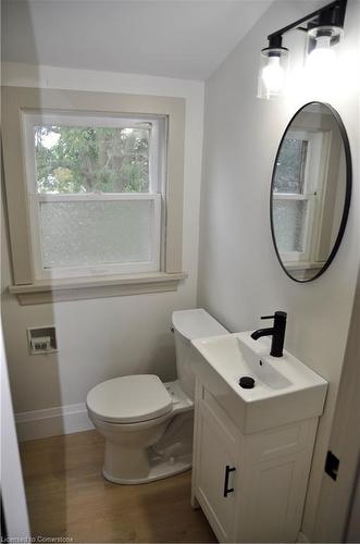 57 Woodward Avenue, Kitchener, ON - Indoor Photo Showing Bathroom