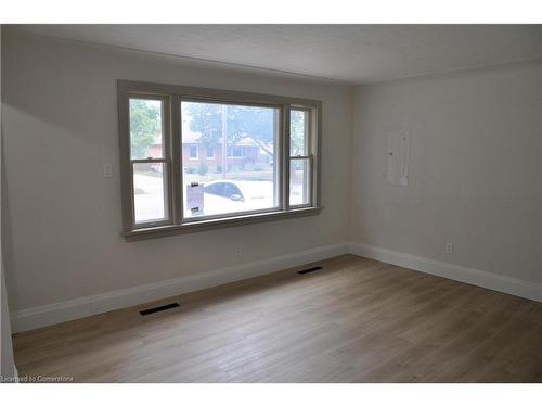 57 Woodward Avenue, Kitchener, ON - Indoor Photo Showing Other Room