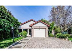 148 Oneida Place  Kitchener, ON N2A 3G4