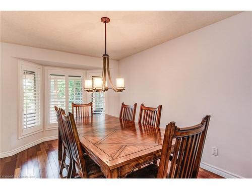 148 Oneida Place, Kitchener, ON - Indoor Photo Showing Dining Room