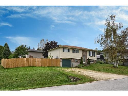 2 Brackenbury Street, Markdale, ON - Outdoor