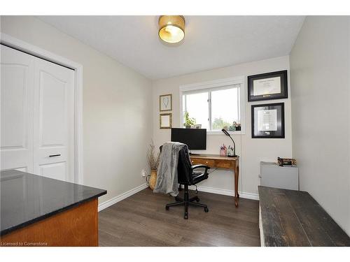 2 Brackenbury Street, Markdale, ON - Indoor Photo Showing Other Room