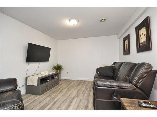 2 Brackenbury Street, Markdale, ON - Indoor Photo Showing Living Room