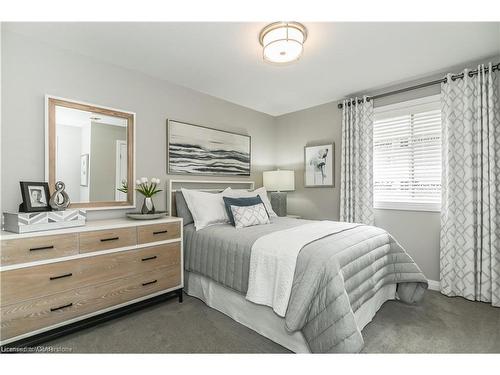 437 Westhaven Street, Waterloo, ON - Indoor Photo Showing Bedroom