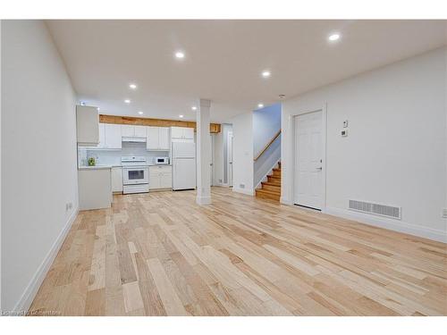 45A William Street, Ayr, ON - Indoor Photo Showing Kitchen