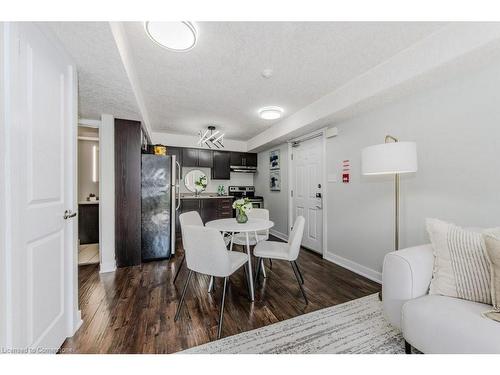 5C-185 Windale Crescent, Kitchener, ON - Indoor Photo Showing Dining Room