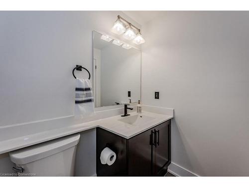 1005-144 Park Street, Waterloo, ON - Indoor Photo Showing Bathroom