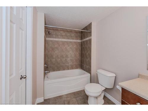 57 Iron Gate Street, Kitchener, ON - Indoor Photo Showing Bathroom